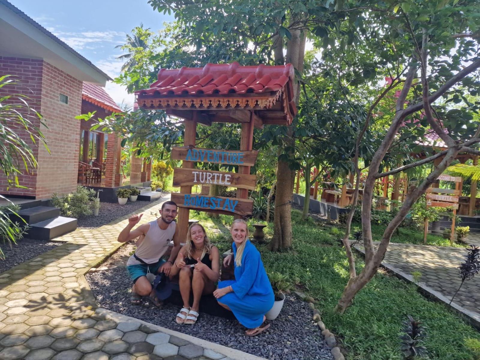 Adventure Turtle Homestay Meru Betiri Sarungan Екстериор снимка